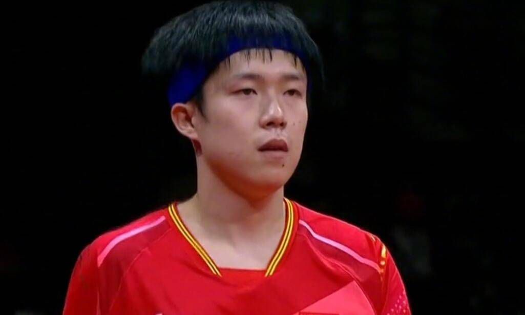 大乳boobs巨大吃奶光头