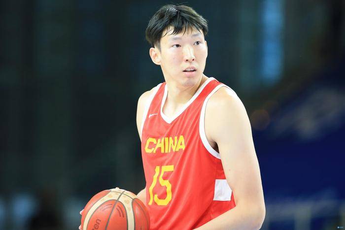 h乳喷奶水被揉得受不了小说