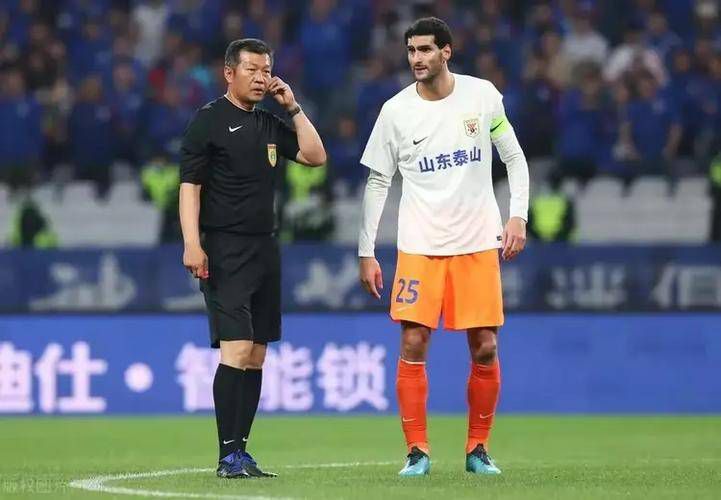亚洲三级在线视频