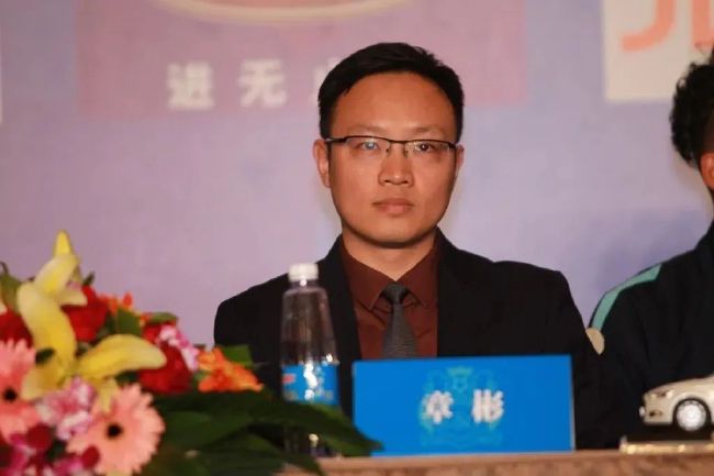 午夜在线一区